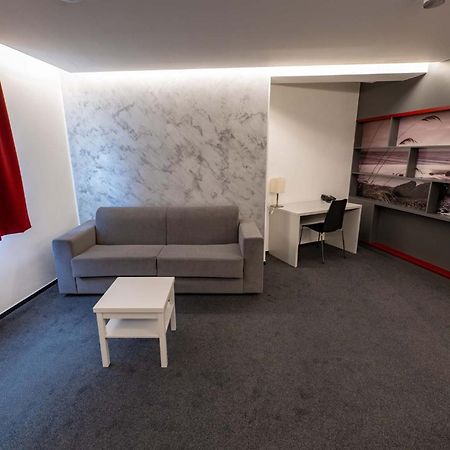 Hotel Villa Eden Jihlava Ngoại thất bức ảnh