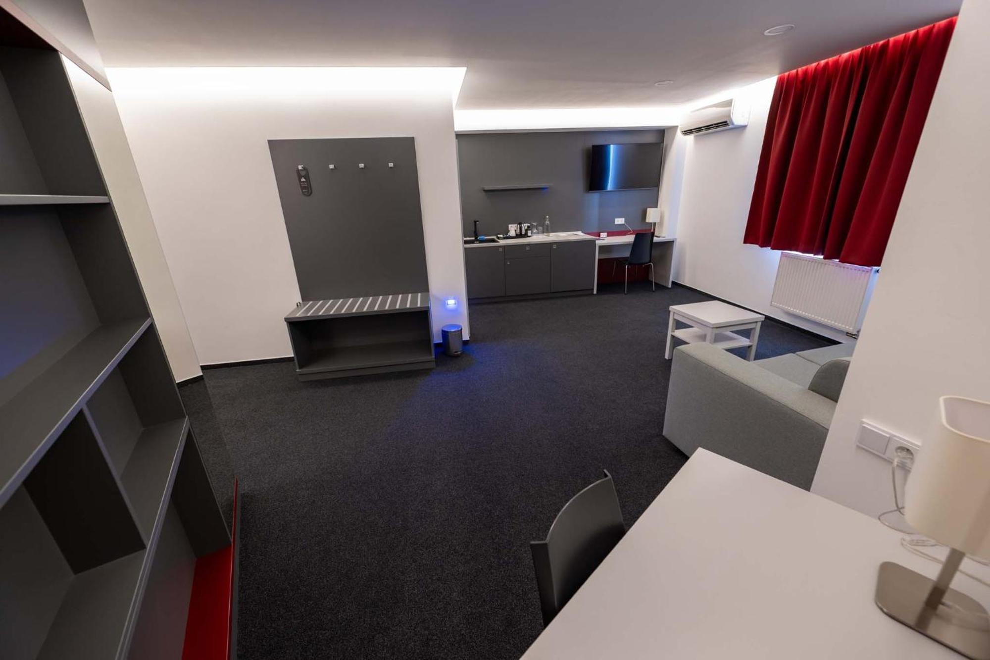 Hotel Villa Eden Jihlava Ngoại thất bức ảnh