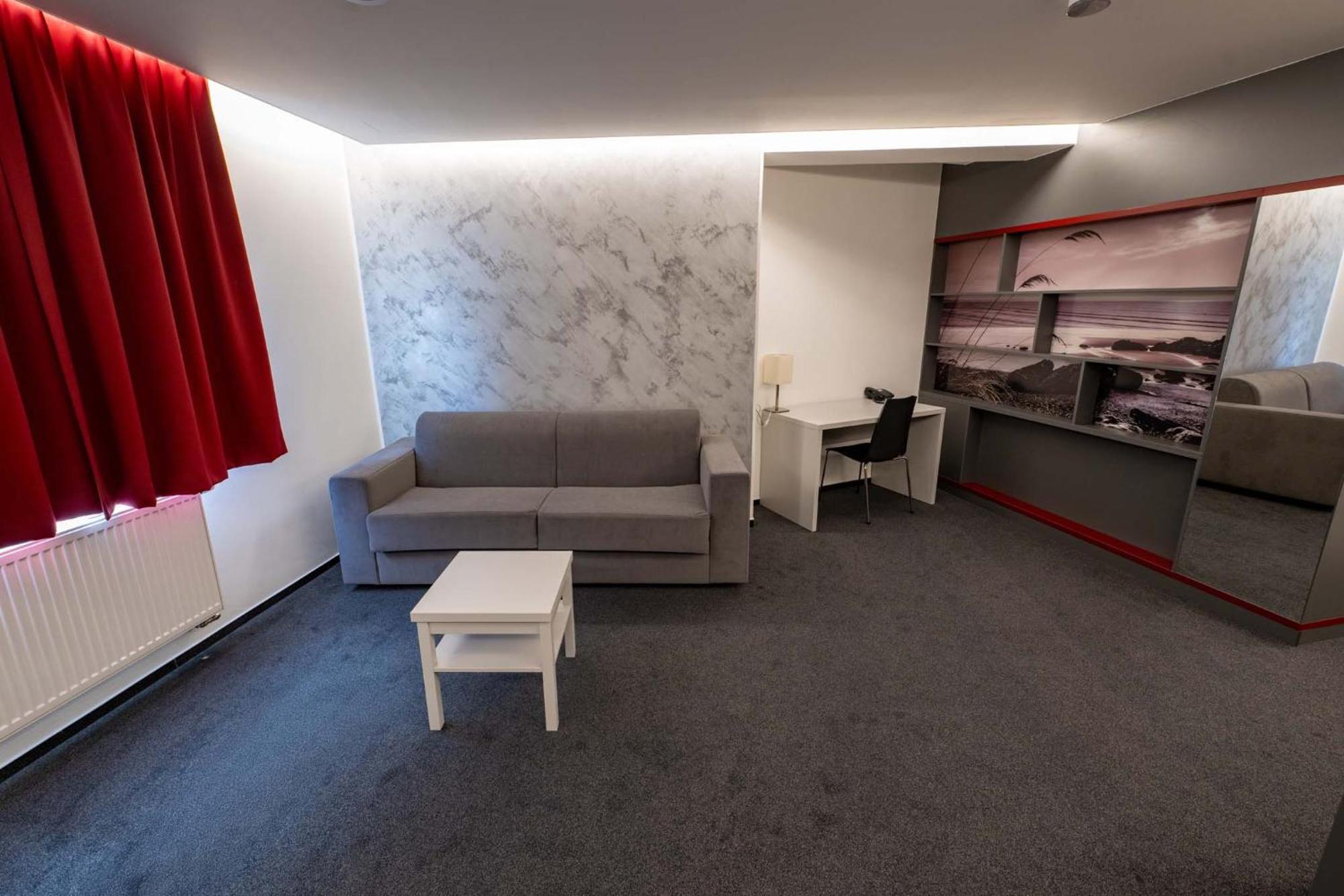 Hotel Villa Eden Jihlava Ngoại thất bức ảnh