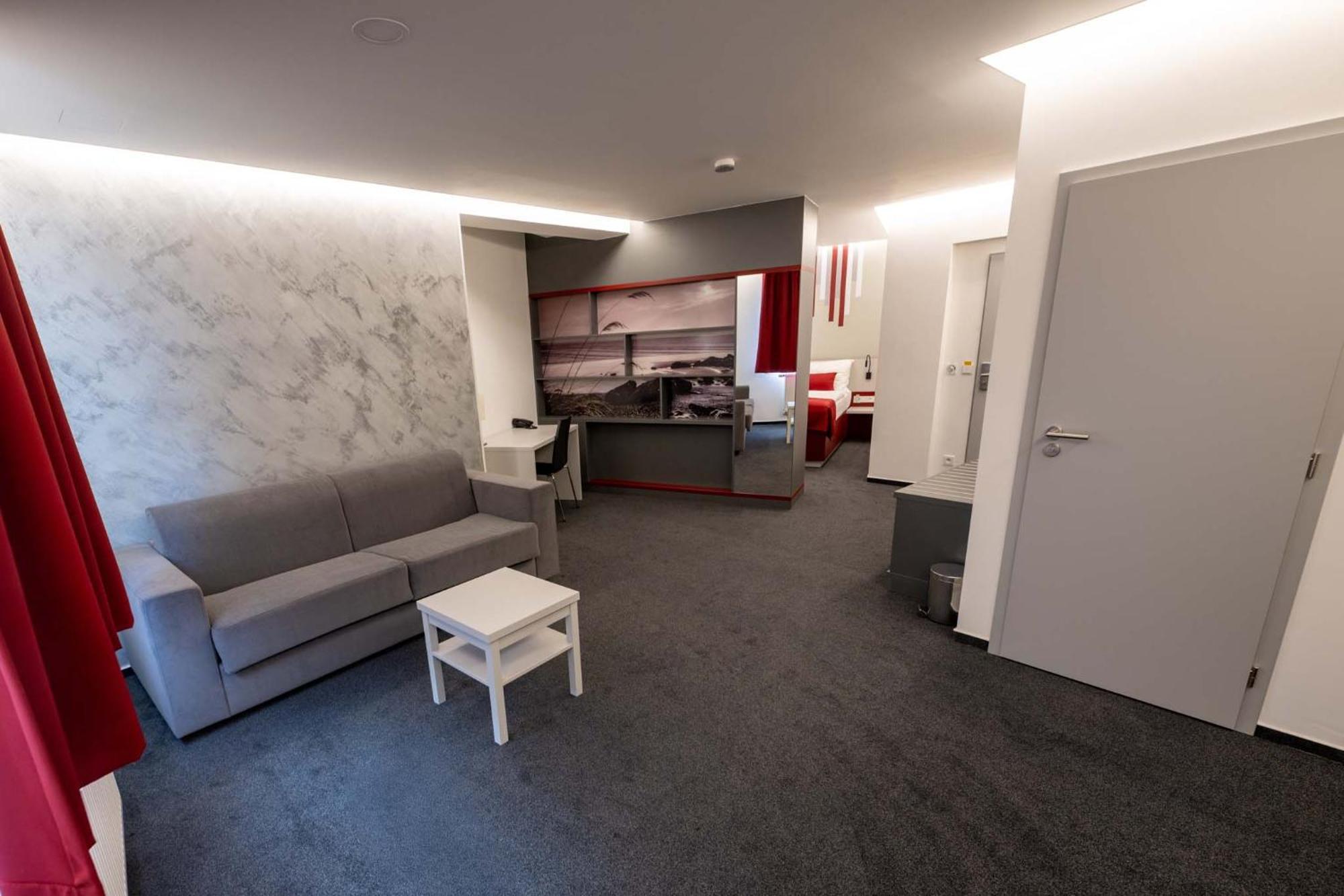 Hotel Villa Eden Jihlava Ngoại thất bức ảnh