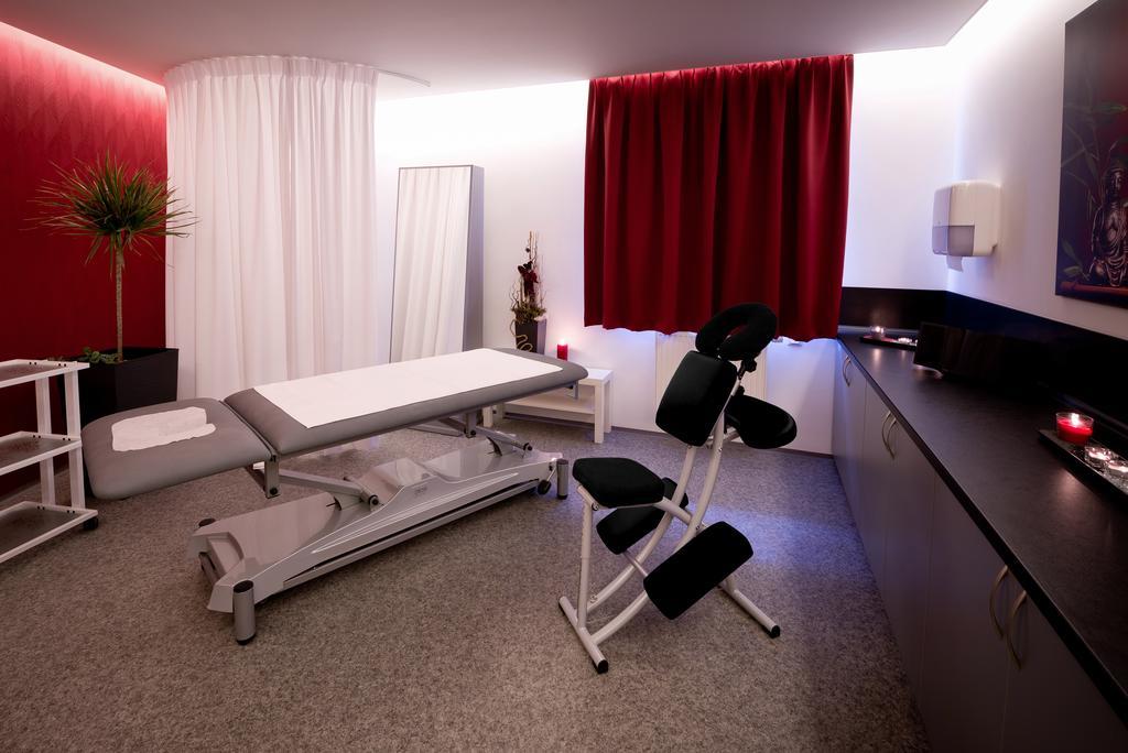 Hotel Villa Eden Jihlava Ngoại thất bức ảnh